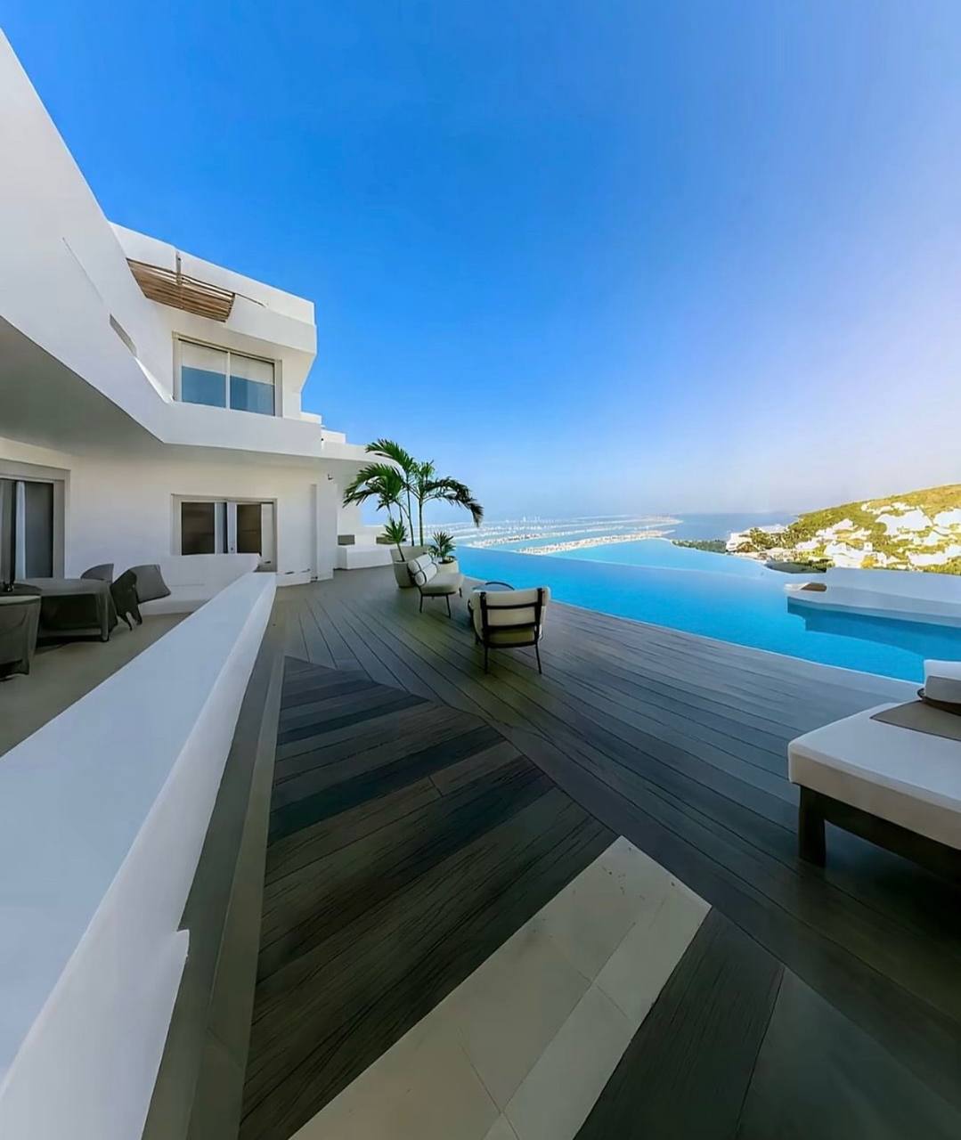 Yacht platform concept image, Mediterranean vessel
